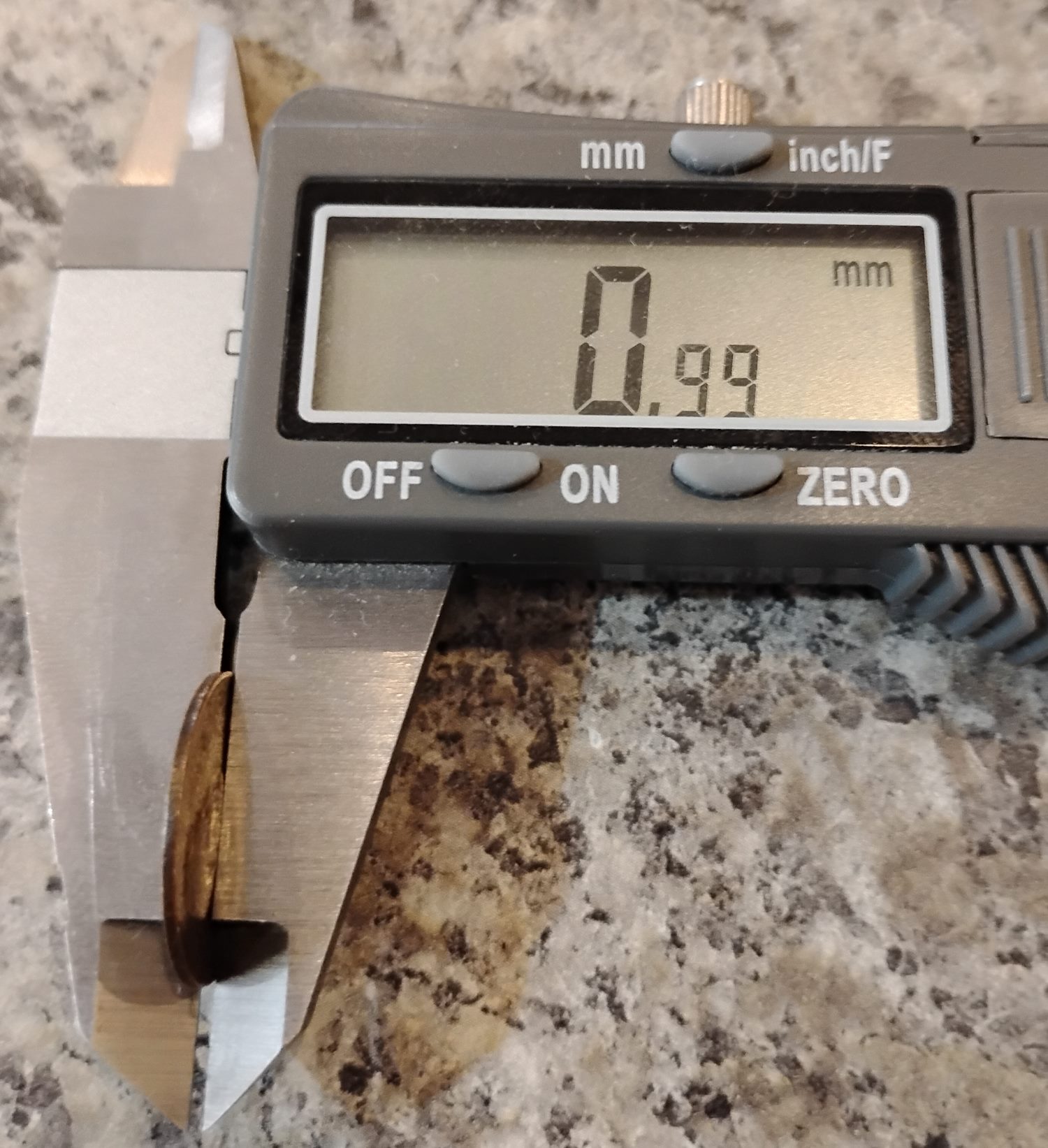 Found-A-Worn-1920-Wheat-Cent-That-Weighs-1.9-Grams